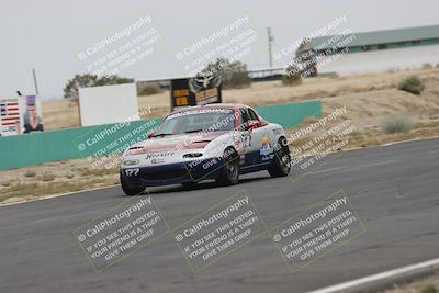 media/Jun-01-2025-CalClub SCCA (Sun) [[eae223c5dd]]/Group 5/Race (Front Straight)/